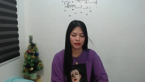 Snapshot of urpreciouspinayxxx chatting on 12, 12, 2024 hi im kim online show from 12, 12, 2024