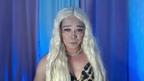 Snapshot of urqueen_cassandra chatting on 30, 9, 2025 BEA online show from 30, 9, 2025