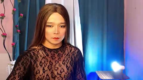 Snapshot of urqueen_cassandra chatting on 9, 11, 2025 BEA online show from 9, 11, 2025