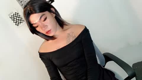 urseductive_mistress online show from 23, 7, 2026