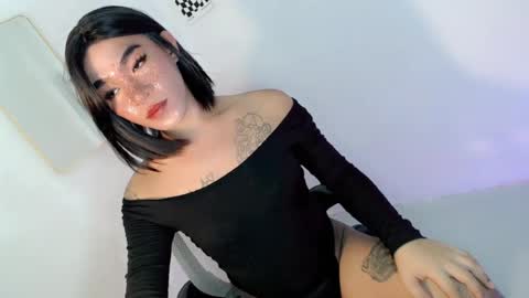 urseductive_mistress online show from 28, 7, 2026