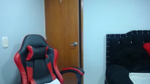 Eveling Blanco  online show from 23, 4, 2026