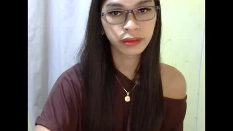 ursweet_zeviixx online show from 24, 11, 2025