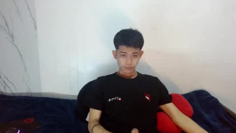 Snapshot of urtwink_dave chatting on 28, 7, 2026 itsmee dave online show from 28, 7, 2026