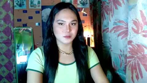 Snapshot of urunexpensivecamilla chatting on 19, 1, 2026 YOURGIRLCAMILLA online show from 19, 1, 2026