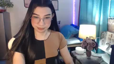 Ashley Kate Mateo Gray online show from 13, 12, 2024