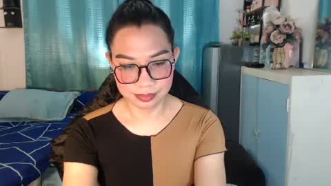 Snapshot of urwetasianprincessxx chatting on 8, 7, 2026 Ashley Kate Mateo Gray online show from 8, 7, 2026