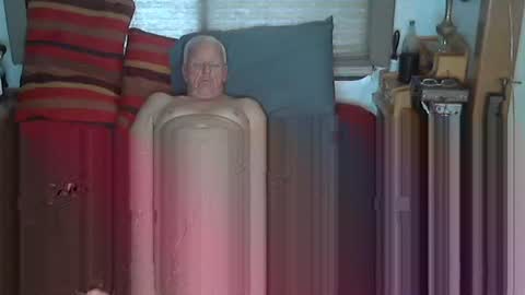 Snapshot of usednotbroken1 chatting on 27, 10, 2025 usednotbroken1 online show from 27, 10, 2025