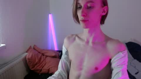 Excuse me online show from 30, 1, 2025