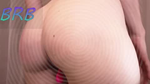 Snapshot of uwu_vi chatting on 7, 2, 2025 vivi online show from 7, 2, 2025