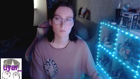 Snapshot of uyar_ chatting on 14, 9, 2025 Cara online show from 14, 9, 2025