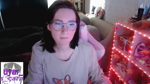 Snapshot of uyar_ chatting on 15, 11, 2025 Cara online show from 15, 11, 2025