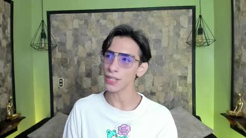 UYUKIE online show from 5, 11, 2025