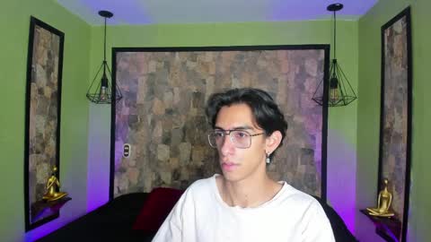 UYUKIE online show from 4, 4, 2026