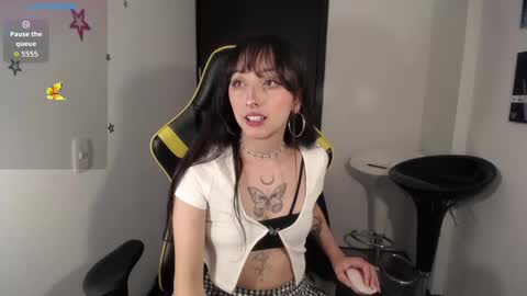 v1cky_ online show from 12, 10, 2025