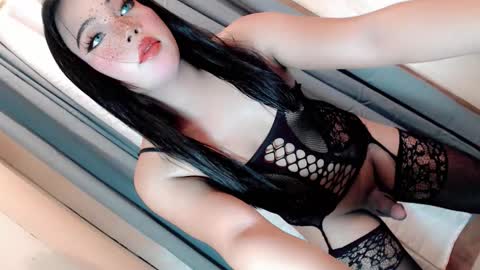 JESS - DONT FORGET TO FOLLOW ME AND GIVE ME THUMBS UP online show from 7, 11, 2025