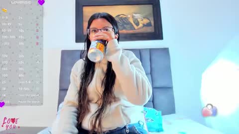 Vahiolet smith online show from 22, 4, 2026