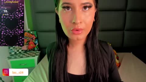 Snapshot of vain_sexualxx chatting on 8, 3, 2025 luna online show from 8, 3, 2025