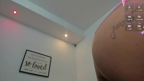 vainilla_heart online show from 21, 10, 2025