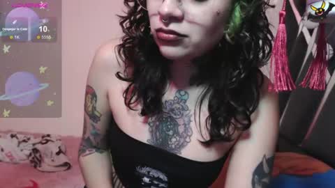 Vainilla Independent model online show from 25, 6, 2026