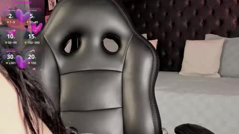 Vaioleth online show from 13, 12, 2025