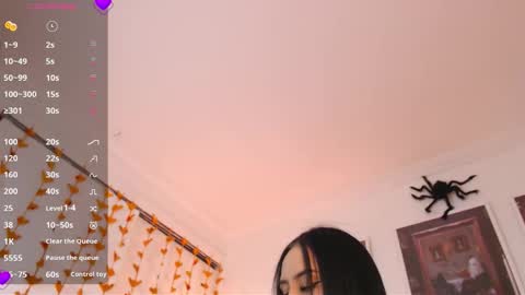 Snapshot of valen_ross_ chatting on 18, 10, 2025 valentina Rossi 3 online show from 18, 10, 2025