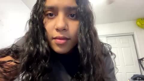 valentina614033 online show from 4, 1, 2025