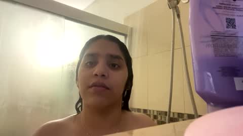 valentina614033 online show from 22, 1, 2025