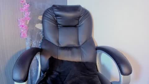 Snapshot of valentina__doll chatting on 18, 7, 2026 Valentina Dolls online show from 18, 7, 2026