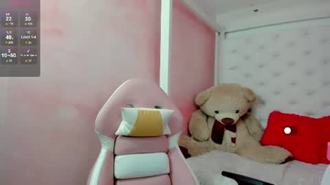 Snapshot of valentina__ortiz chatting on 12, 6, 2026 VALENTINA online show from 12, 6, 2026