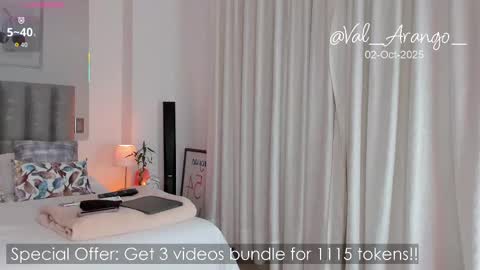 Snapshot of valentina_arango chatting on 2, 10, 2025 Val arango online show from 2, 10, 2025