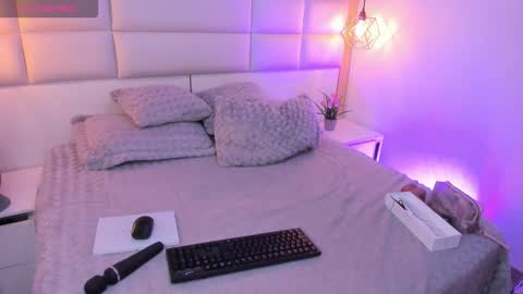 Valentina online show from 9, 2, 2026