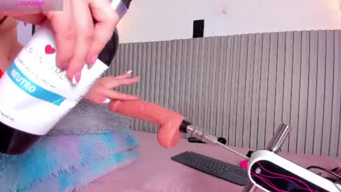 Snapshot of valentina_lux1 chatting on 8, 6, 2026 Valentina online show from 8, 6, 2026