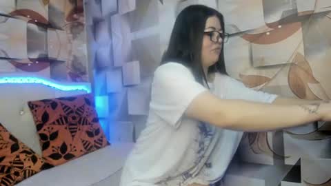VALENTINA online show from 23, 7, 2026