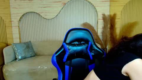 Valentina online show from 10, 2, 2026