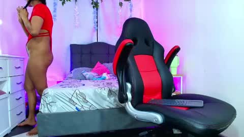 valentina_y_sneiderr online show from 9, 6, 2026