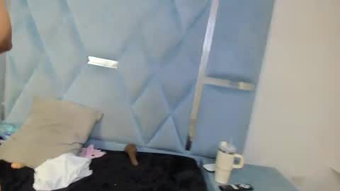 valentinaasm online show from 15, 4, 2026