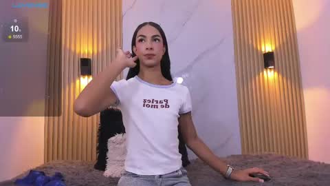 valentinaliux_ online show from 26, 4, 2026