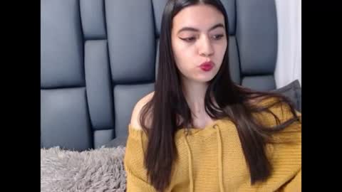 valentinasmith18 online show from 18, 6, 2026