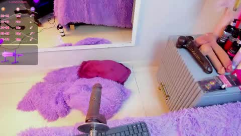 Mia  online show from 15, 4, 2026