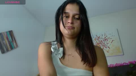 V A L E N T I N I online show from 10, 3, 2026