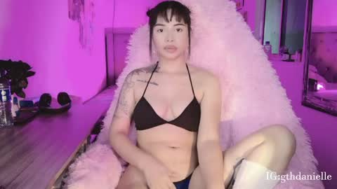 Danielle  Please help me to reach 300 thumbs up online show from 24, 4, 2026