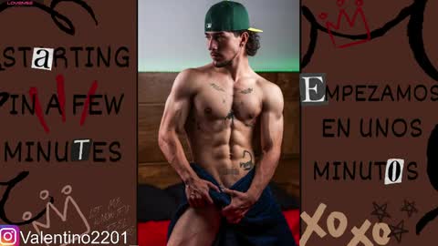 Snapshot of valentino_2201 chatting on 22, 5, 2026 Valentino - 15 OFF valentino2201 online show from 22, 5, 2026