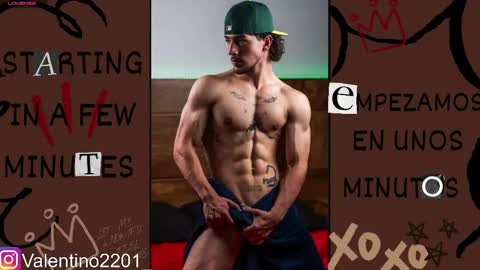 Snapshot of valentino_2201 chatting on 8, 6, 2026 Valentino - 15 OFF valentino2201 online show from 8, 6, 2026