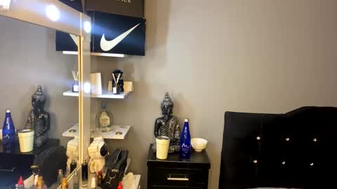 valentino_bs online show from 10, 3, 2026