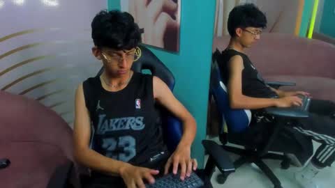 valentino lux online show from 25, 11, 2025