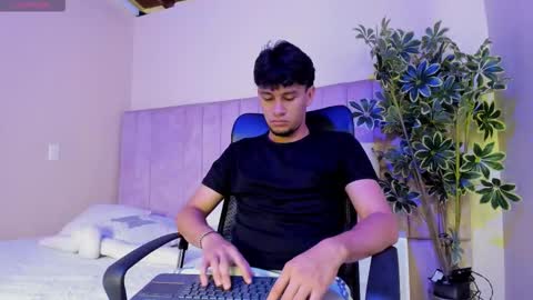 VALENTINO online show from 24, 2, 2026