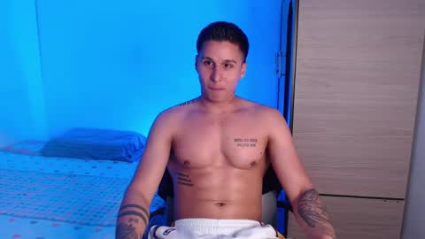 Snapshot of valentinosex_1 chatting on 12, 9, 2025 VALENTINO online show from 12, 9, 2025