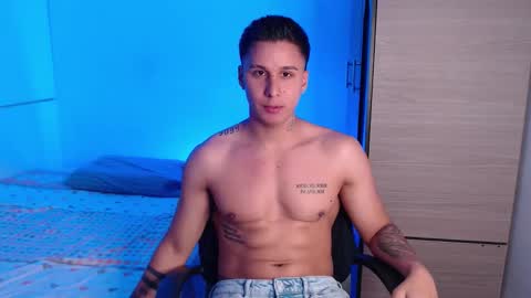 Snapshot of valentinosex_1 chatting on 14, 9, 2025 VALENTINO online show from 14, 9, 2025