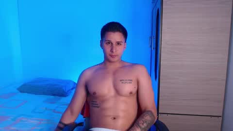 Snapshot of valentinosex_1 chatting on 20, 9, 2025 VALENTINO online show from 20, 9, 2025